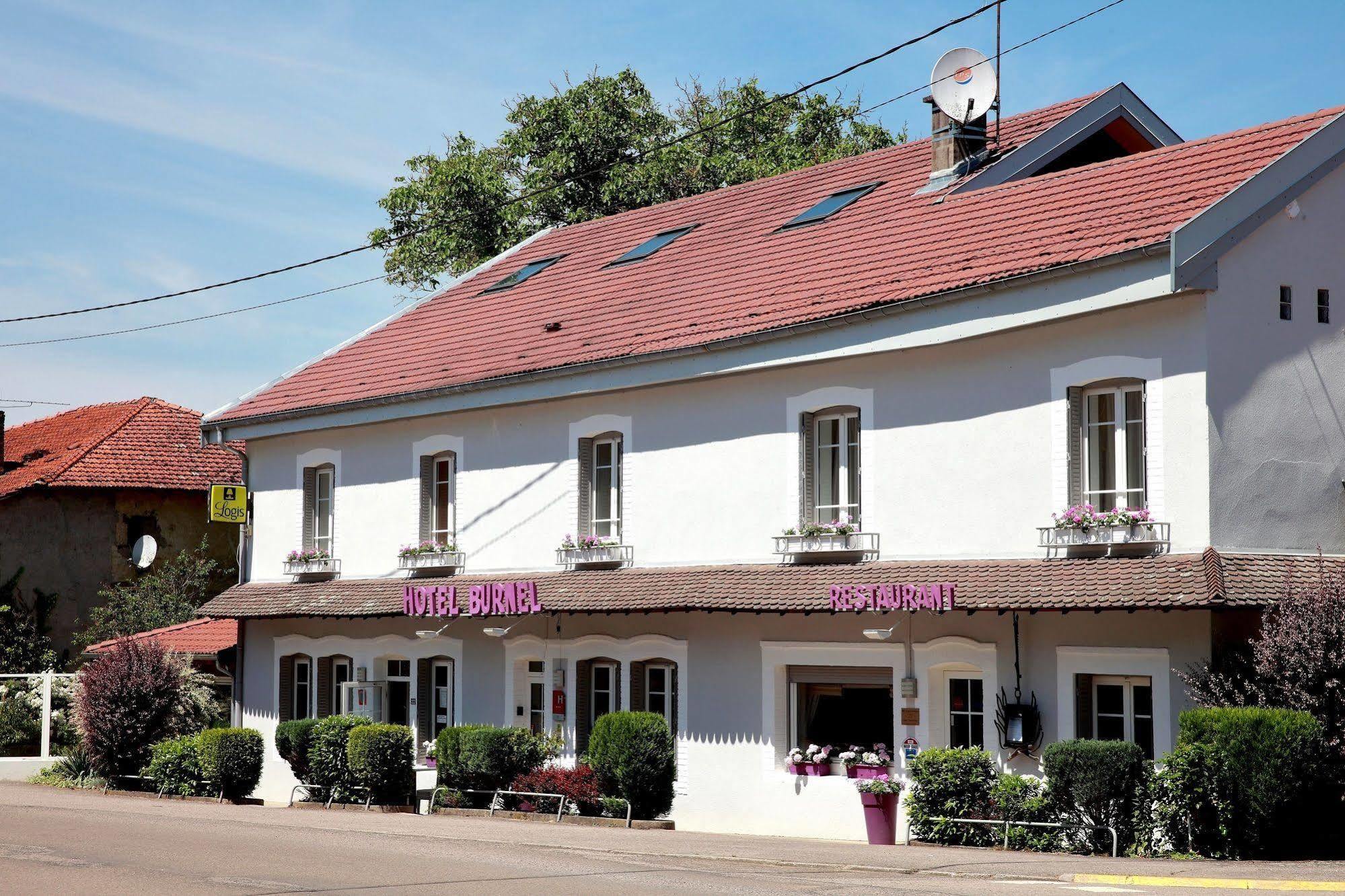 Hotel Logis Burnel Et La Cle Des Champs Rouvres-en-Xaintois Exterior foto